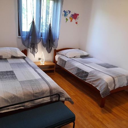 Villa Krizanci Zminj Экстерьер фото