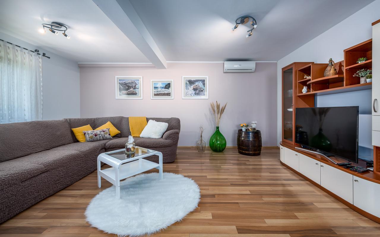 Villa Krizanci Zminj Экстерьер фото